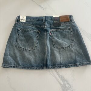 Levi’s Icon Denim Mini Skirt